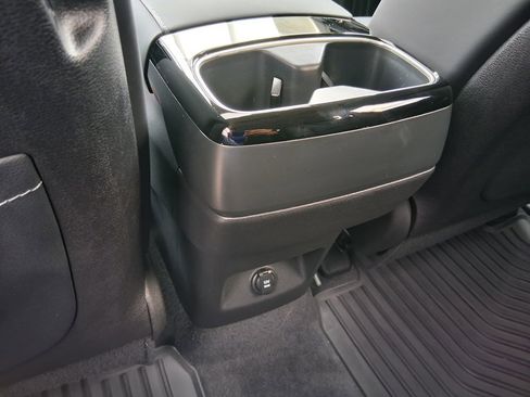 Used 2025 Kia Telluride S image 31