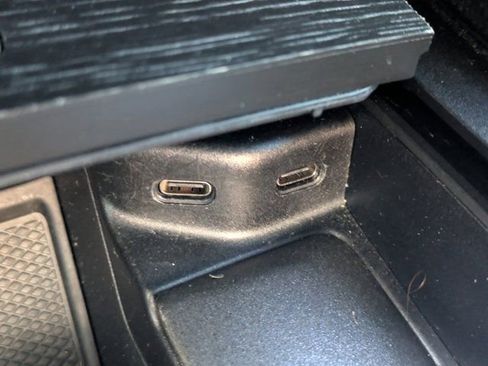 Used 2022 Mercedes-Benz GLS 450 4MATIC image 20