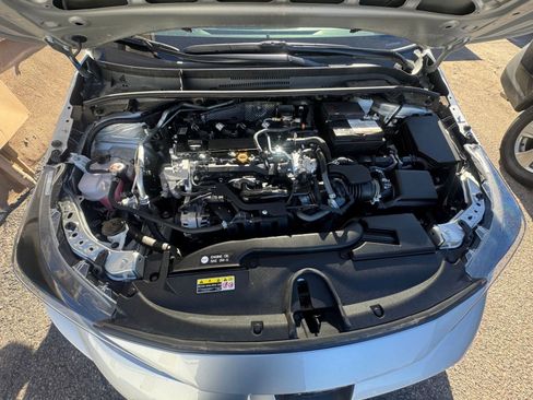 Used 2025 Toyota Corolla LE image 31