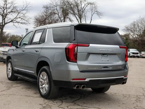 Used 2025 GMC Yukon Denali image 3