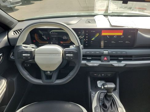 New 2026 Kia K4 GT-Line image 17