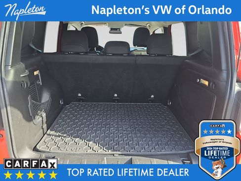 Used 2017 Jeep Renegade Altitude AWD/4WD image 26