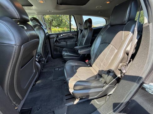 Used 2015 Buick Enclave Leather AWD/4WD image 10