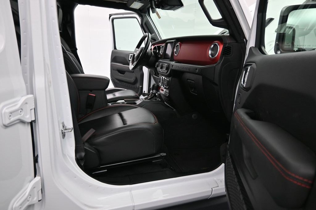 Used 2021 Jeep Wrangler Unlimited Rubicon w/ Dual Top Group AWD/4WD image 15