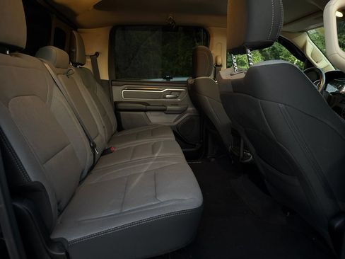Used 2020 RAM 1500 Big Horn AWD/4WD image 11