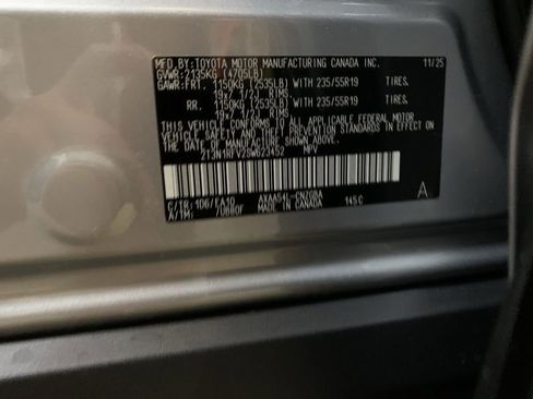 New 2025 Toyota RAV4 Limited image 31