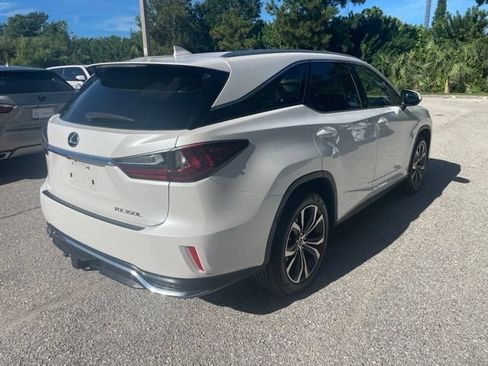 Used 2020 Lexus RX 350L Premium w/ Premium Package AWD/4WD image 2