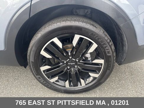 Used 2023 Kia Telluride SX AWD/4WD image 35