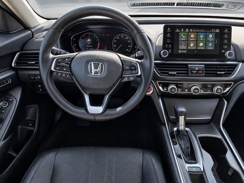 Used 2019 Honda Accord EX-L image 32