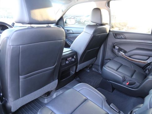 Used 2019 Chevrolet Tahoe LT image 16