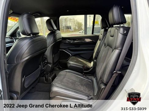 Used 2022 Jeep Grand Cherokee L Laredo AWD/4WD image 32