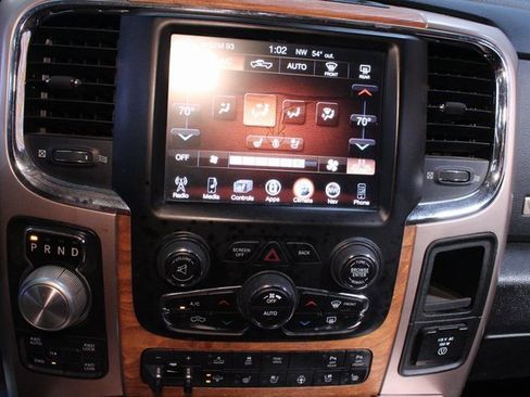 Used 2017 RAM 1500 Laramie Longhorn image 26