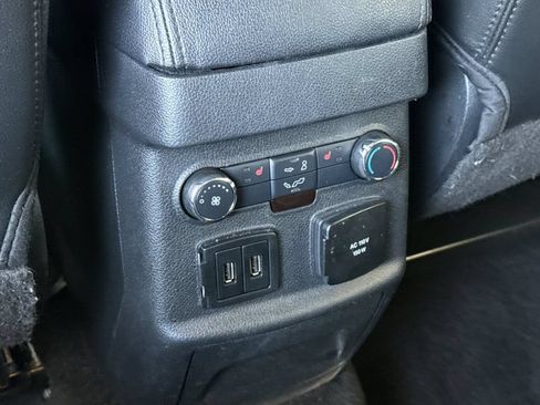 Used 2016 Ford Explorer Limited FWD image 16