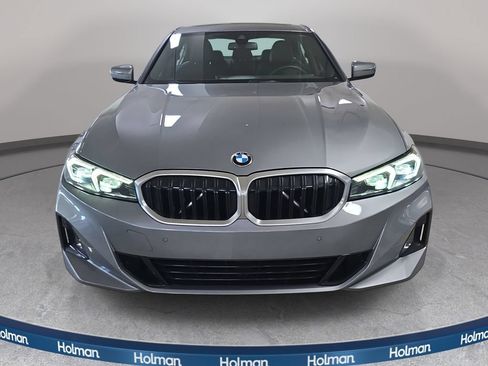 Used 2024 BMW 330i Sedan w/ Convenience Package RWD image 3