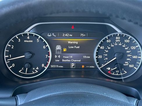 Used 2023 Nissan Murano SV image 37