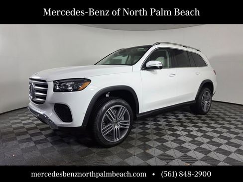New 2026 Mercedes-Benz GLS 450 4MATIC image 1