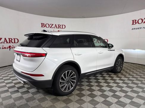Used 2023 Lincoln Corsair Reserve FWD image 13