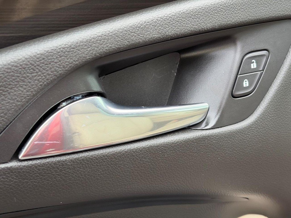 Used 2019 Buick Envision Preferred FWD image 21