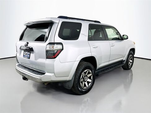Used 2020 Toyota 4Runner TRD Off-Road Premium image 8