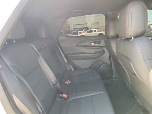 Used 2026 Chevrolet TrailBlazer RS w/ Convenience Package AWD/4WD image 17