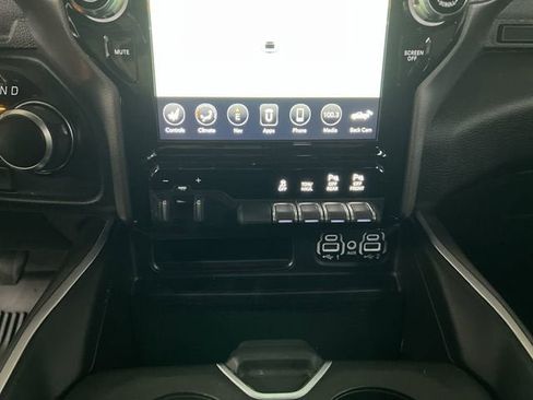 Used 2020 RAM 1500 Big Horn AWD/4WD image 18