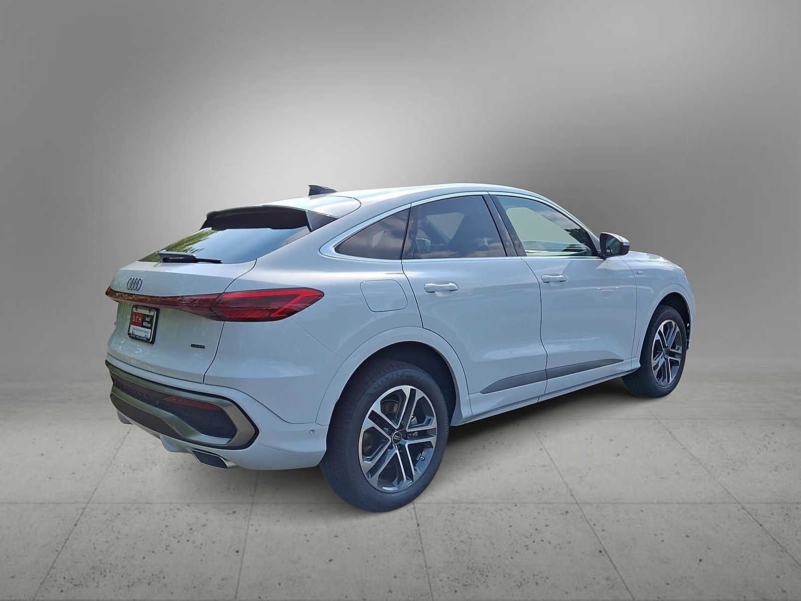 New 2026 Audi Q5 Premium Plus AWD/4WD image 8