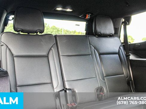 Used 2025 GMC Yukon Denali AWD/4WD image 21