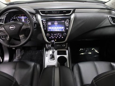 Used 2024 Nissan Murano SL image 2