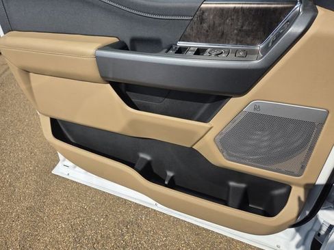 New 2026 Ford F450 Lariat image 13