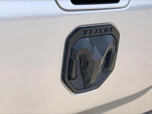 Used 2020 RAM 1500 Big Horn AWD/4WD image 31
