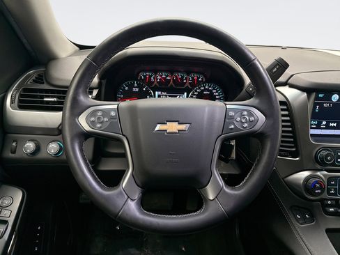 Used 2018 Chevrolet Tahoe LT image 12