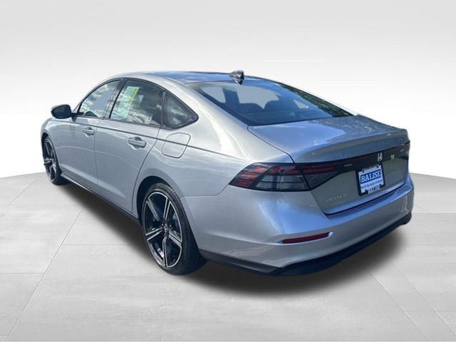 Used 2026 Honda Accord SE image 3