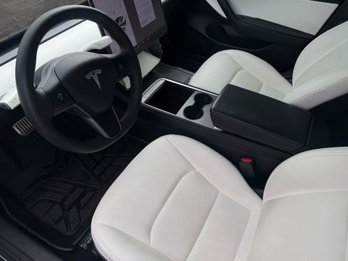 Used 2021 Tesla Model 3 Long Range image 16