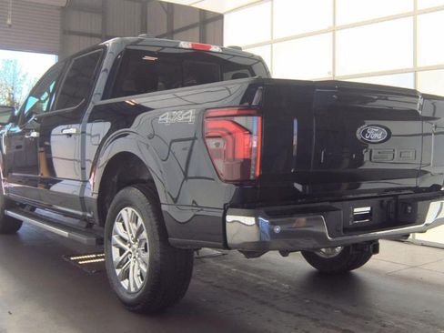 Used 2025 Ford F150 Lariat w/ Equipment Group 501A Mid AWD/4WD image 6