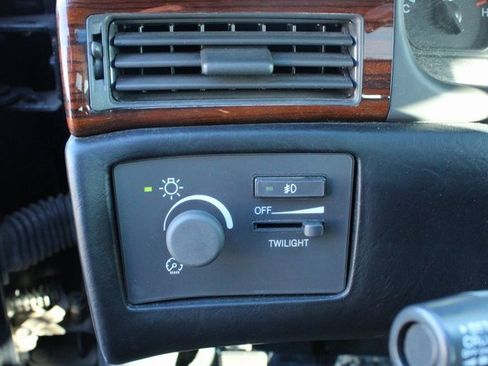 Used 2000 Cadillac Eldorado Touring image 15