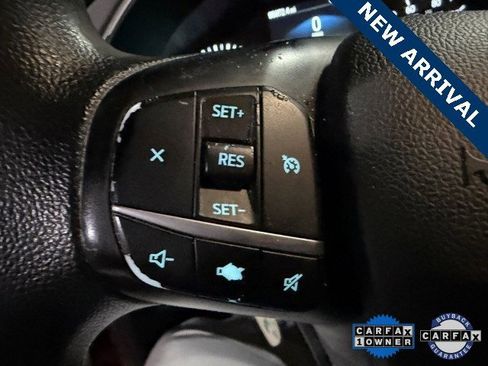 Used 2020 Ford Escape SE image 10