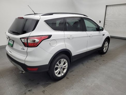 Used 2018 Ford Escape SE image 10