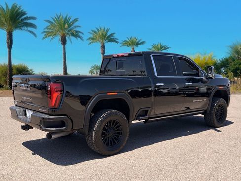 Used 2026 GMC Sierra 2500 Denali Ultimate w/ Max Trailering Package AWD/4WD image 5