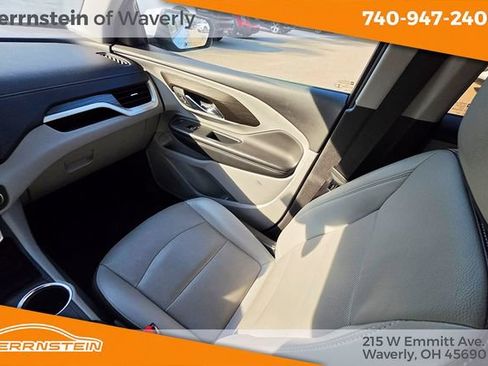 Used 2023 GMC Terrain SLT FWD image 12
