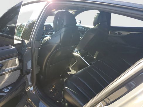 Used 2022 BMW M850i Gran Coupe xDrive image 16