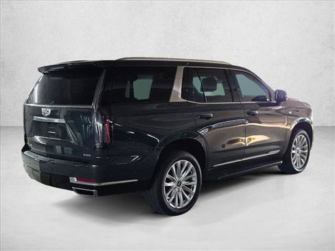 Used 2025 Cadillac Escalade Luxury RWD image 5