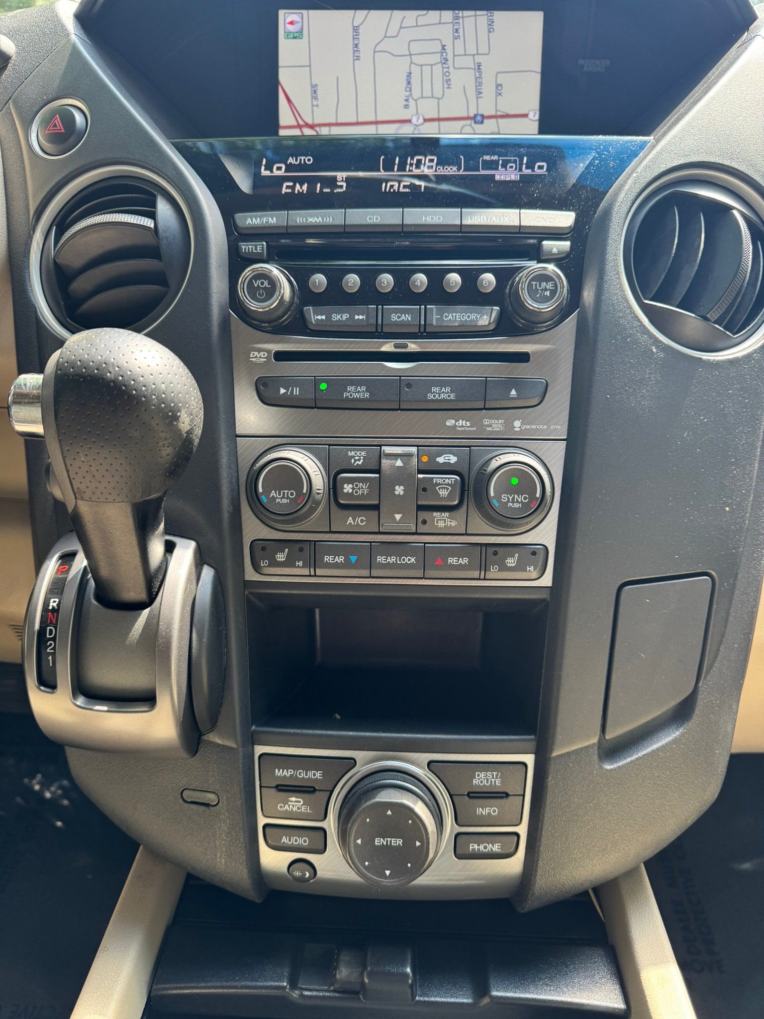 Used 2014 Honda Pilot Touring image 19