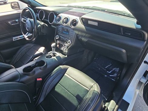 Used 2015 Ford Mustang Convertible w/ Equipment Group 051A RWD image 20