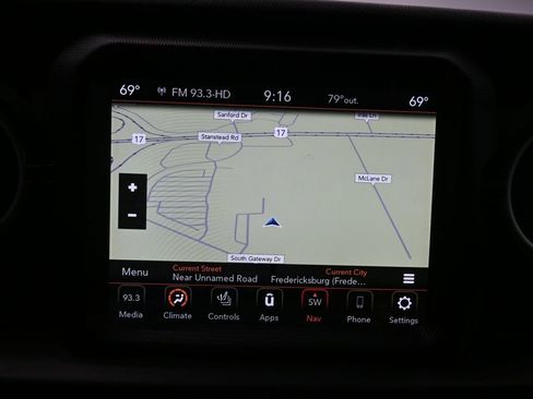 Used 2021 Jeep Wrangler Unlimited Sahara w/ Cold Weather Group image 19