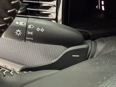 Used 2026 Toyota Camry SE w/ Convenience Package FWD image 13