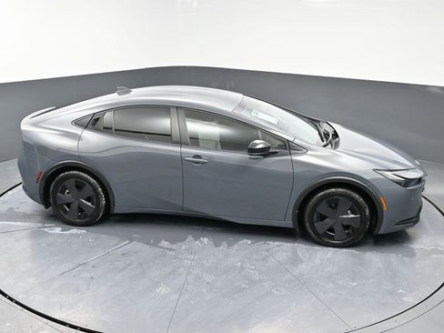 Used 2024 Toyota Prius LE image 45