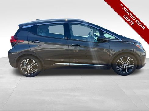 Used 2018 Chevrolet Bolt Premier w/ Driver Confidence II Package FWD image 9