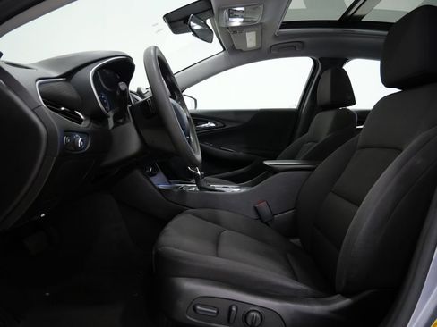 Used 2024 Chevrolet Malibu LT FWD image 12