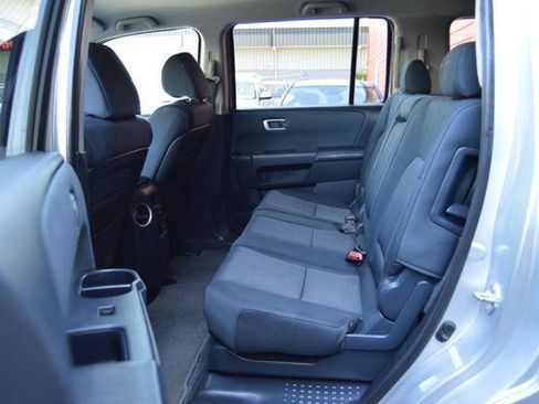 Used 2009 Honda Pilot EX image 12