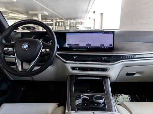 Certified 2024 BMW X5 sDrive40i w/ Premium Package RWD image 11